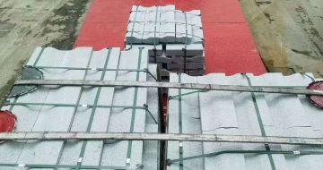 长春 芝麻白仿形加直形路沿石出货日常