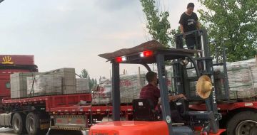 长春 黄金麻冰裂纹，地铺石装车