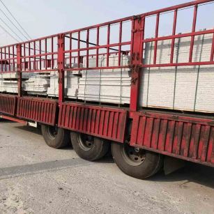 长春 白麻荔枝面外墙干挂，工厂装车日常