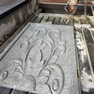 长春 白麻别墅干挂雕花板