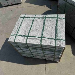 长春 白麻花岗岩石材自然面蘑菇石成品