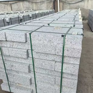 长春 白麻花岗岩路沿石，弧形路沿石，道牙石，马路牙子，界石，路缘石，平沿石，直岩石，平缘石等