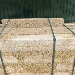 长春 黄金麻花岗岩石材机切面栏杆料半成品