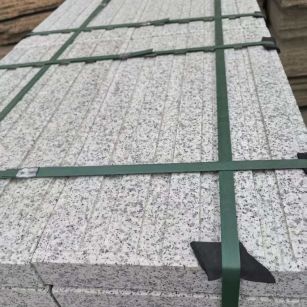 长春 白麻花岗岩直行盲道石，盲条，地铺石