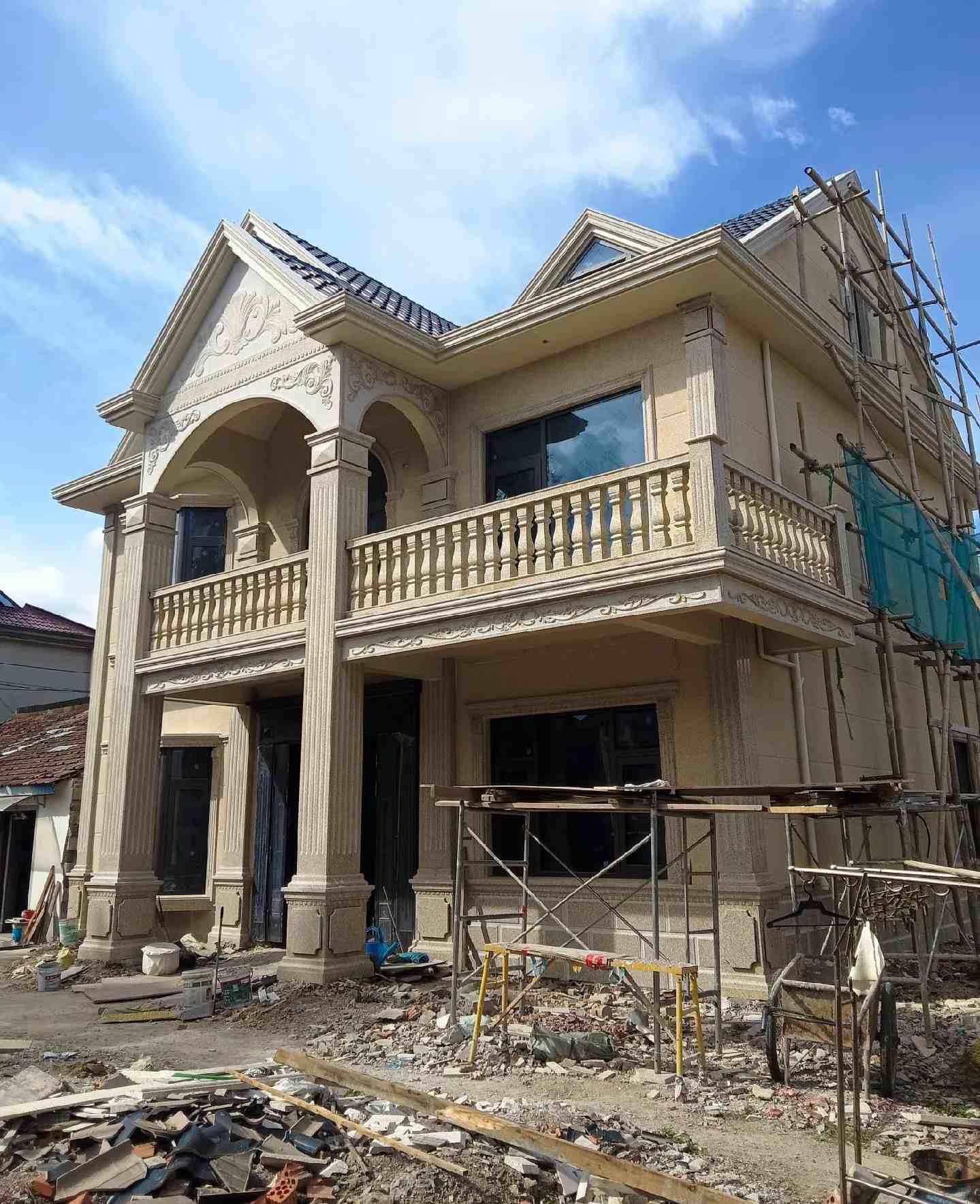 长春 黄金麻花岗岩石材私人别墅雕花门楼柱阳台栏杆