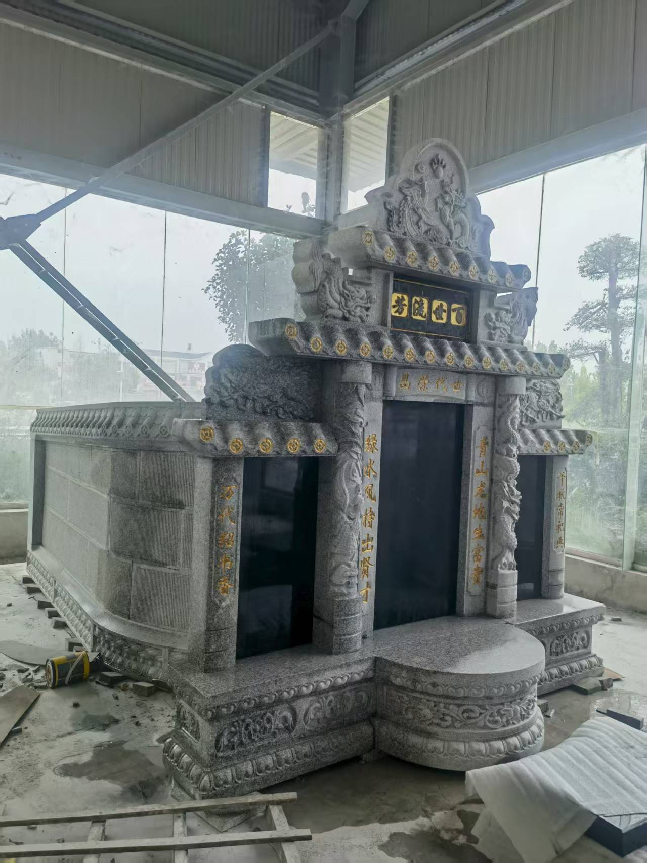 长春 芝麻白墓碑效果展示图