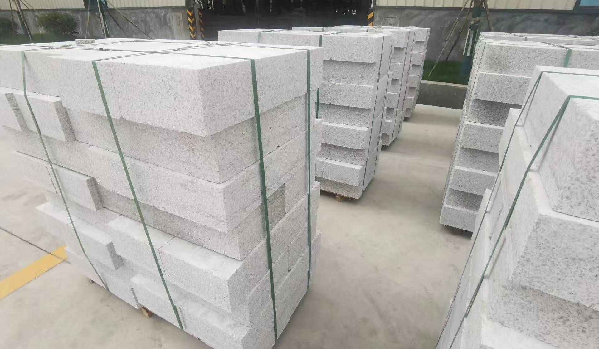 长春 白麻花岗岩路沿石，立缘石，平缘石，路牙石，道牙石，马路牙子等