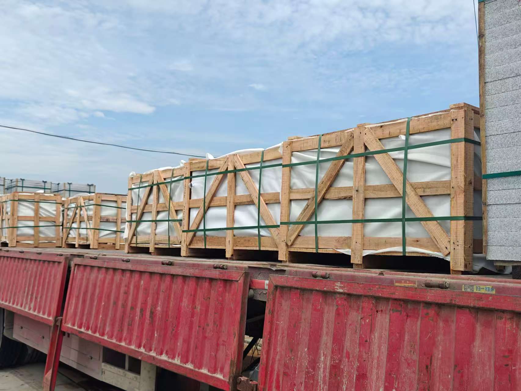 长春 芝麻白花岗岩地铺石出口专车-泰国游