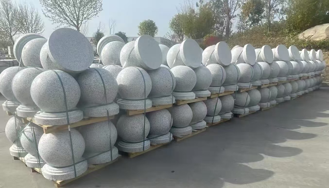 长春 白麻花岗岩石材圆球，石球，挡车球，隔离球，景观石球，风水球等