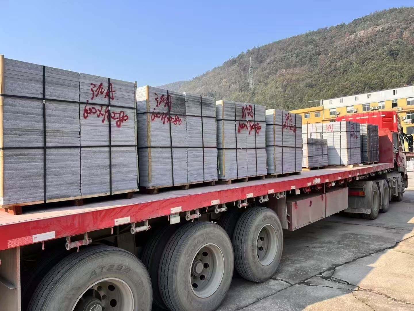 长春 芝麻灰地铺石出货日常