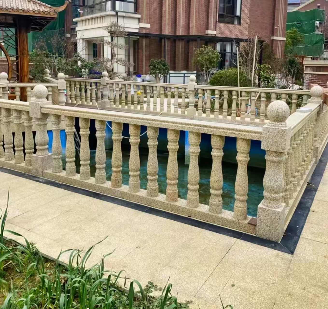 长春黄金麻花岗岩石材栏杆，扶手，将军柱，花瓶柱