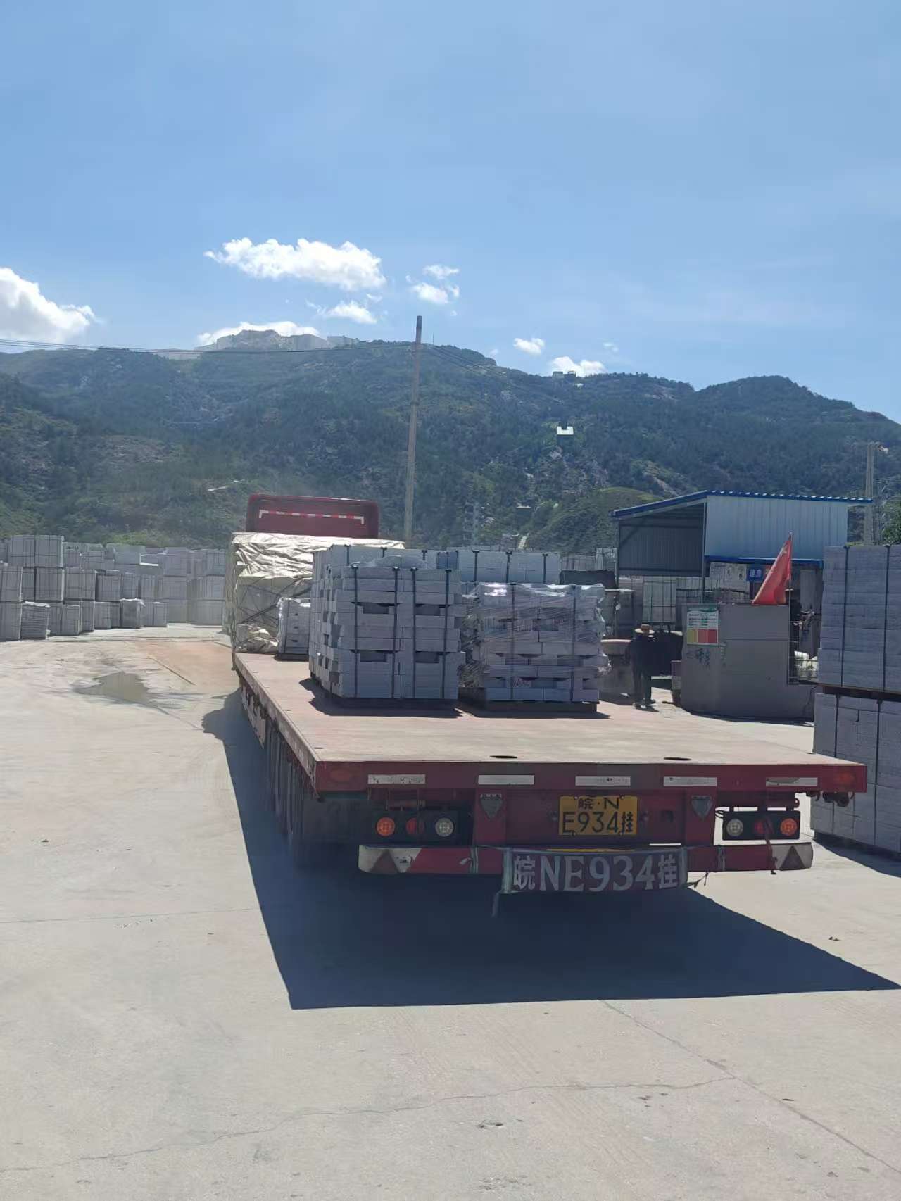 长春 芝麻白仿形路沿石，直形路沿石